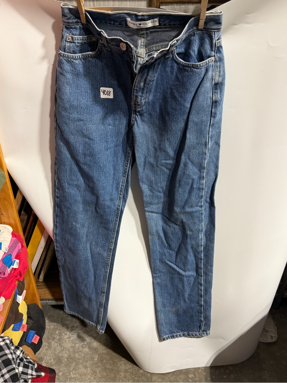 #4018- Tommy Hilfiger Woman’s Blue Jeans.